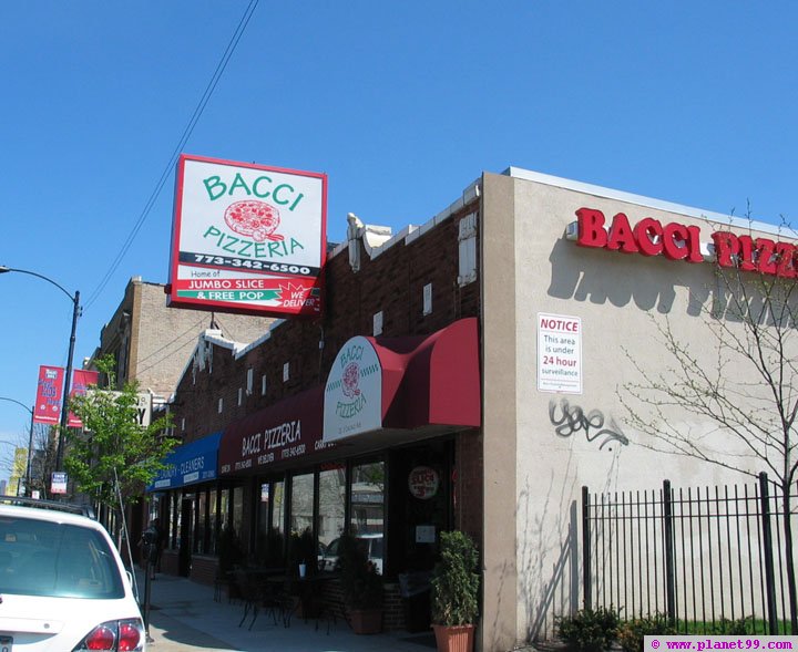 Bacci Pizzeria , Chicago