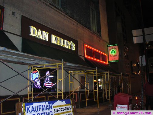 Dan Kelly's Bar and Grill , Minneapolis