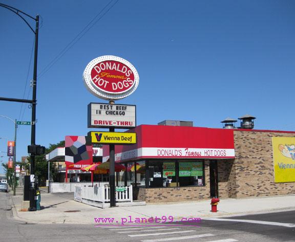 Donald's Famous Hot Dogs , Chicago