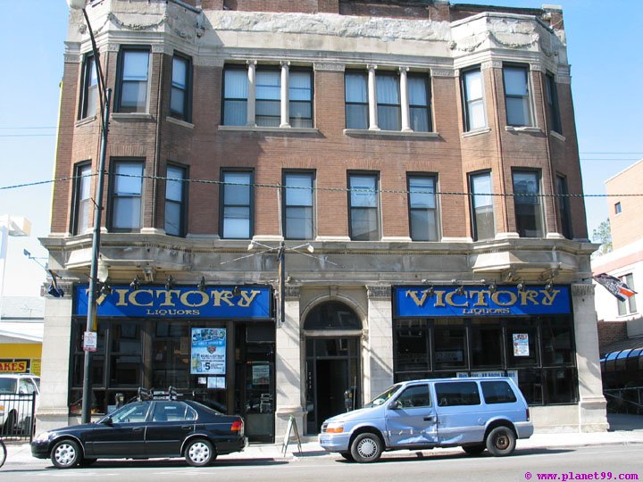 Victory Liquors Bar , Chicago