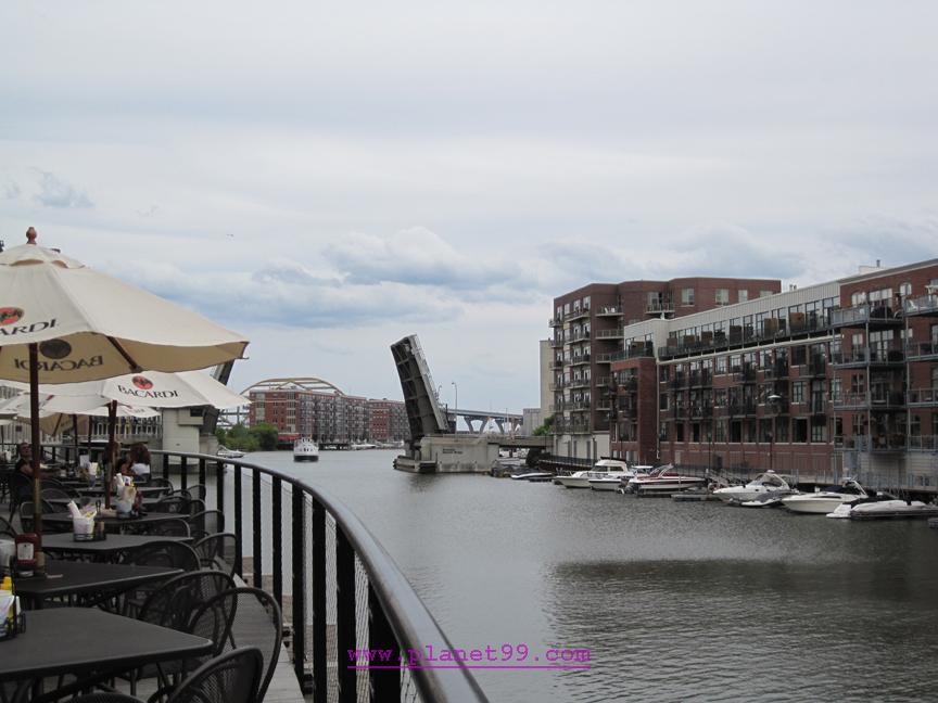 Ryan Braun's Waterfront Grill , Milwaukee