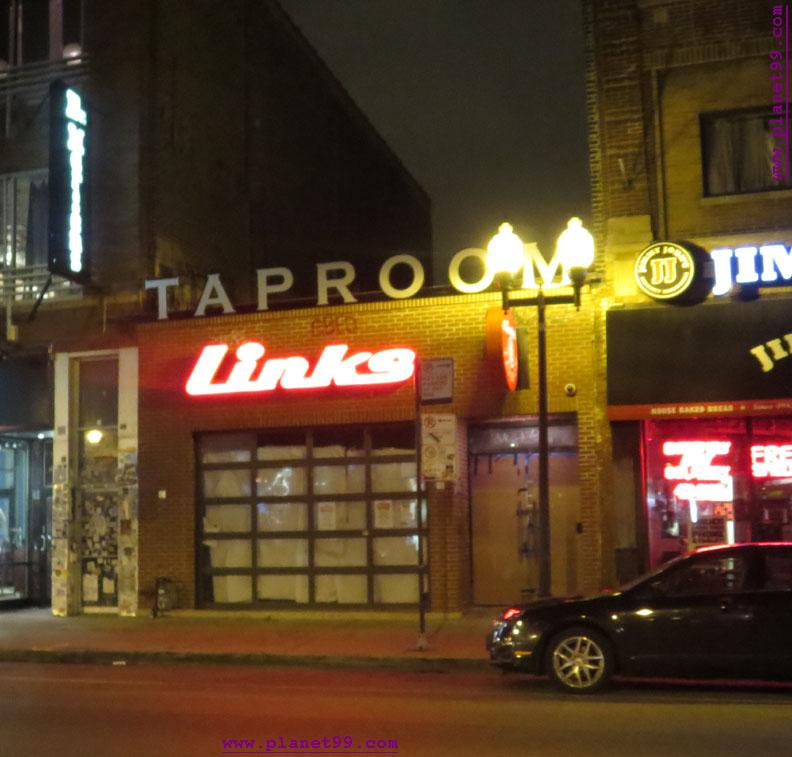 Links Taproom , Chicago