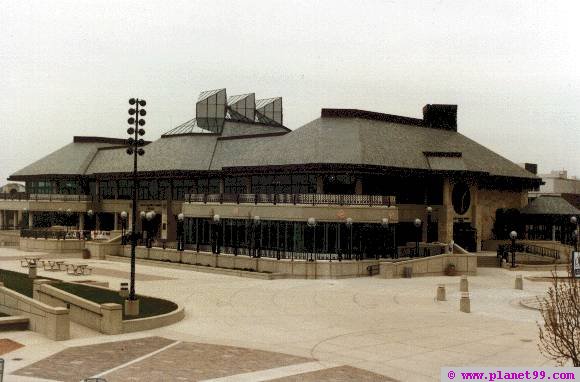 Pavilion Restaurant and Lounge  , Milwaukee