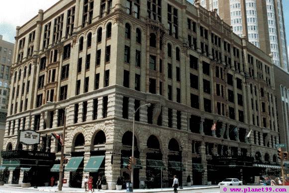 Pfister Hotel , Milwaukee