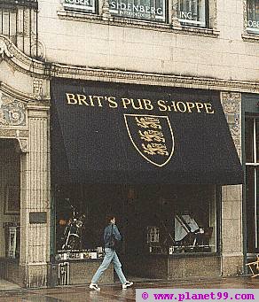 Minneapolis , Brit's Pub Shoppe